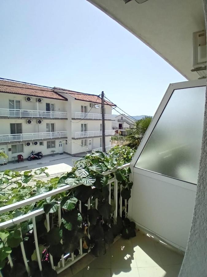 Apartmani Andela 네움 외부 사진
